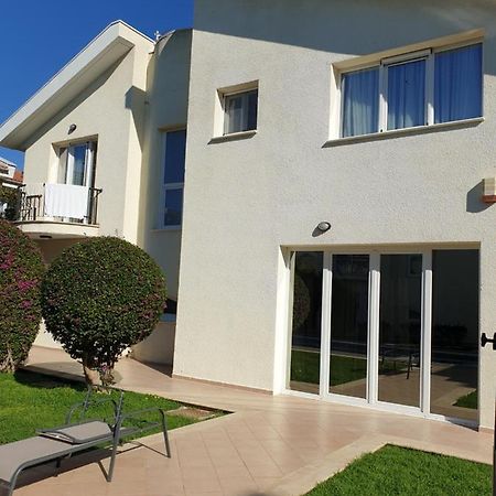 Villaviktoria Limassol Bagian luar foto