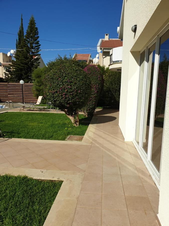 Villaviktoria Limassol Bagian luar foto