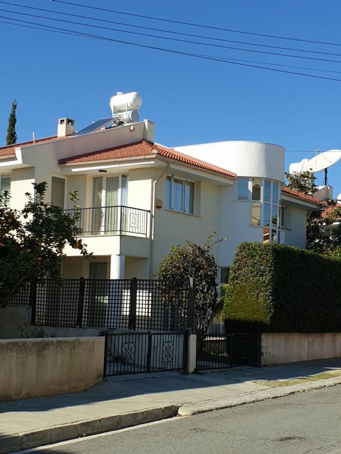 Villaviktoria Limassol Bagian luar foto